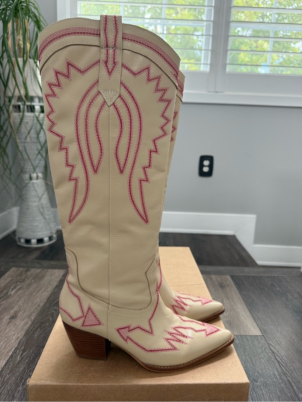 Matisse Cream Western Boots with Pink Stitching